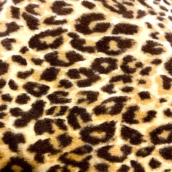 Kim Rogers’s leopard pattern velvet jacket. PS - Picture 6 of 10